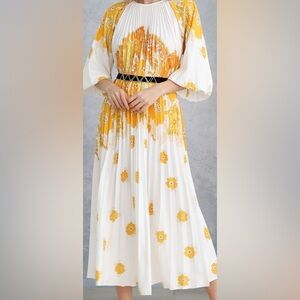 Blossoming pleated maxi dress